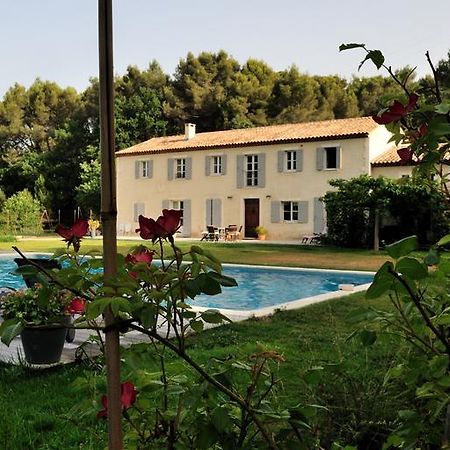 Mas De Lure Bed and Breakfast Salon-de-Provence Esterno foto