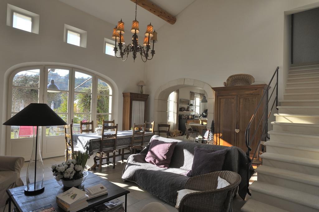 Mas De Lure Bed and Breakfast Salon-de-Provence Esterno foto